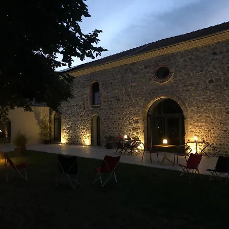 Le Trianon D'yss Guest house