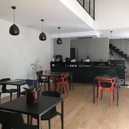 Guest house Le Trianon D'yss *